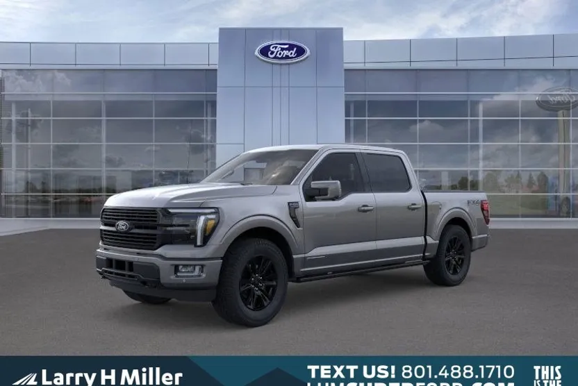 2025 Ford F-150 Platinum photo 1