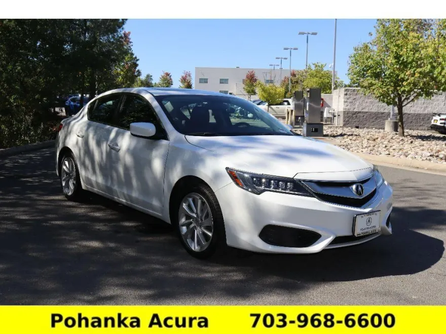 2016 Acura ILX Base photo 1
