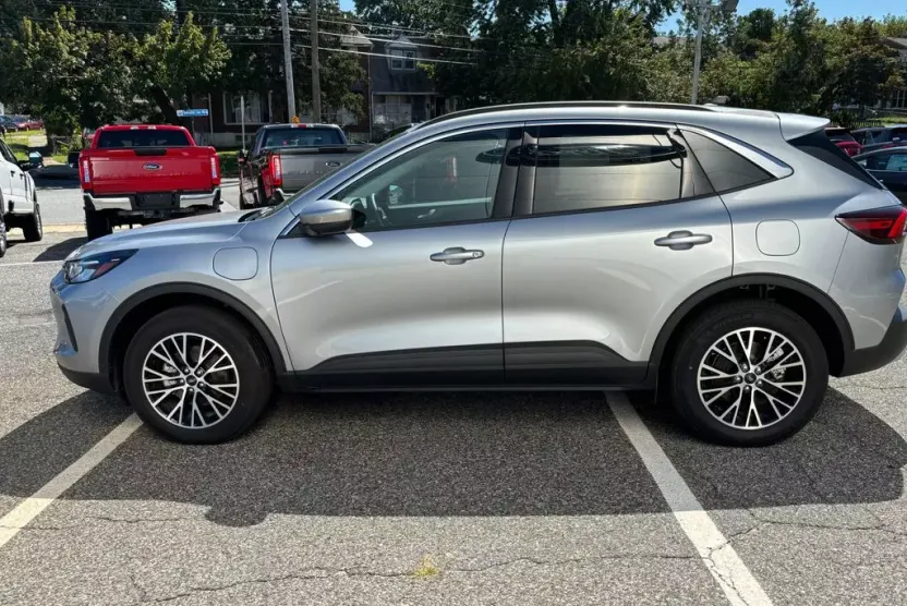 2024 Ford Escape Plug-In Hybrid Base photo 1