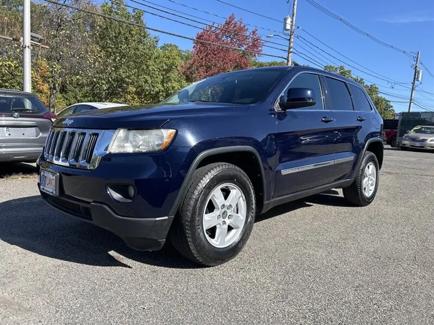 2013 Jeep Grand Cherokee Laredo photo 1