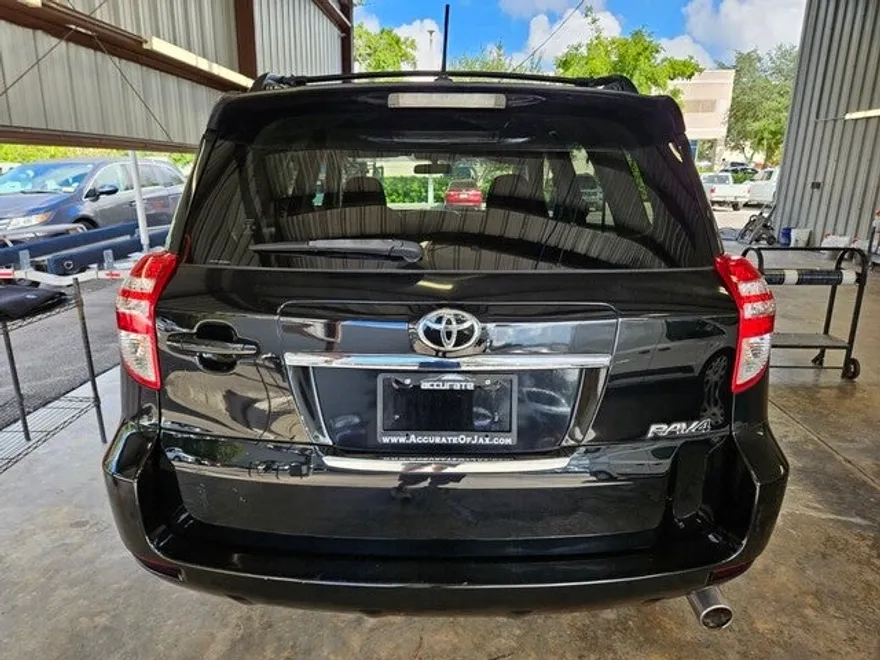 2011 Toyota RAV4 Sport photo 1