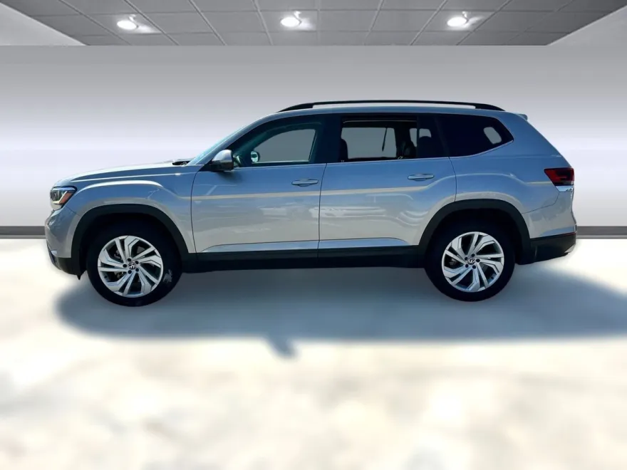 2022 Volkswagen Atlas V6 SE Technology photo 1