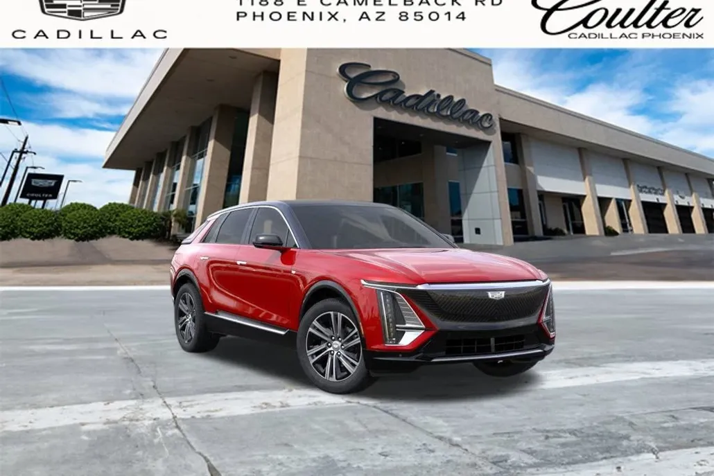 2025 Cadillac Lyriq Luxury photo 1