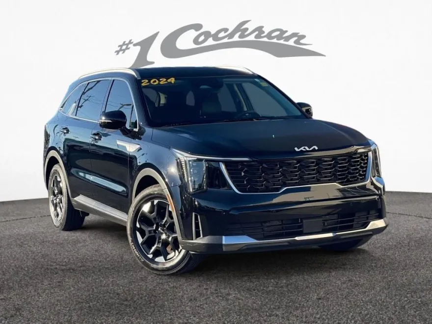 2024 Kia Sorento S photo 1