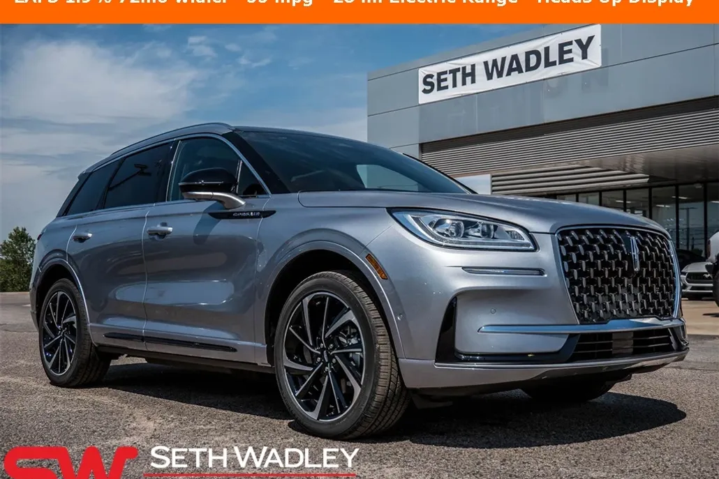 2024 Lincoln Corsair Grand Touring photo 1