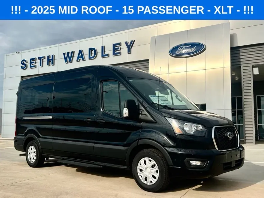 2025 Ford Transit photo 1