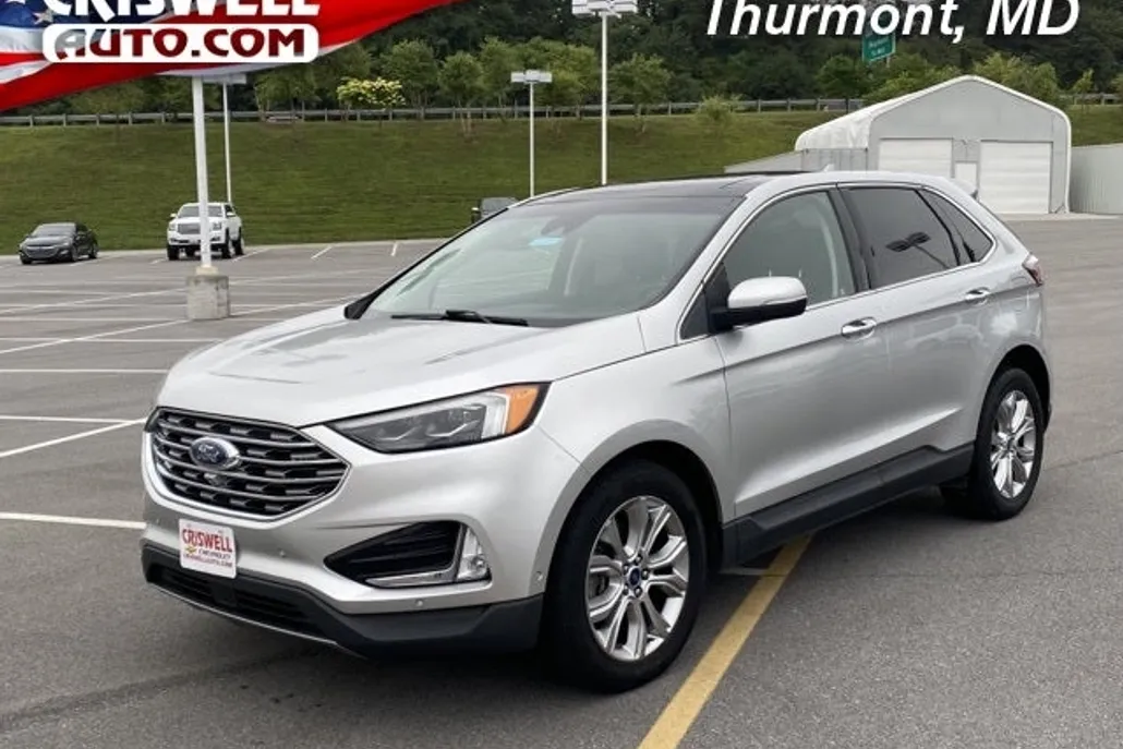 2019 Ford Edge Titanium photo 1