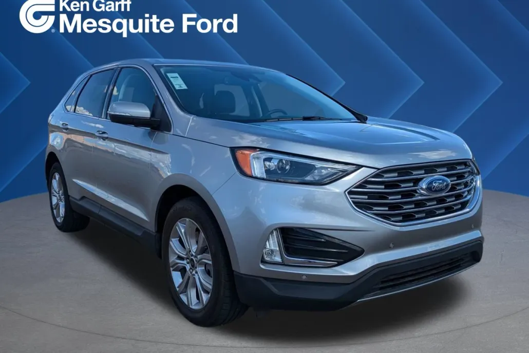 2024 Ford Edge Titanium photo 1