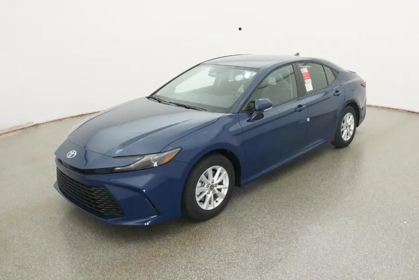 2026 Toyota Camry LE photo 1