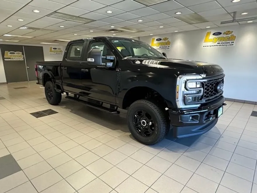 2026 Ford F-250 XL photo 1