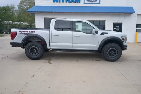 2025 Ford F-150 Raptor photo 2