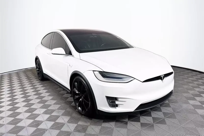 2020 Tesla Model X Long Range photo 1