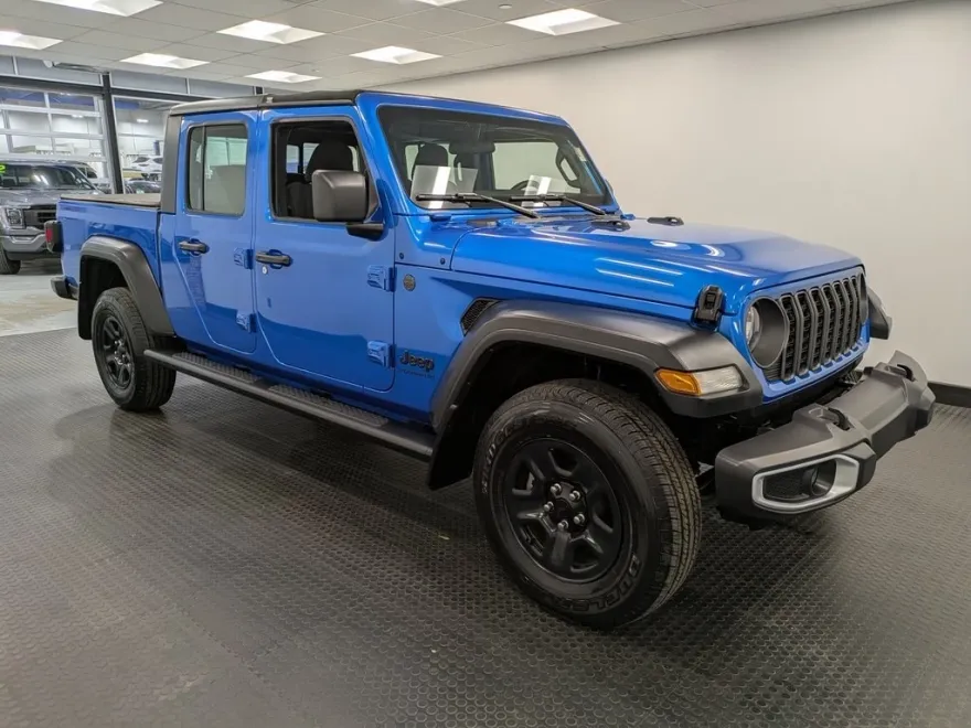 2024 Jeep Gladiator Sport photo 1