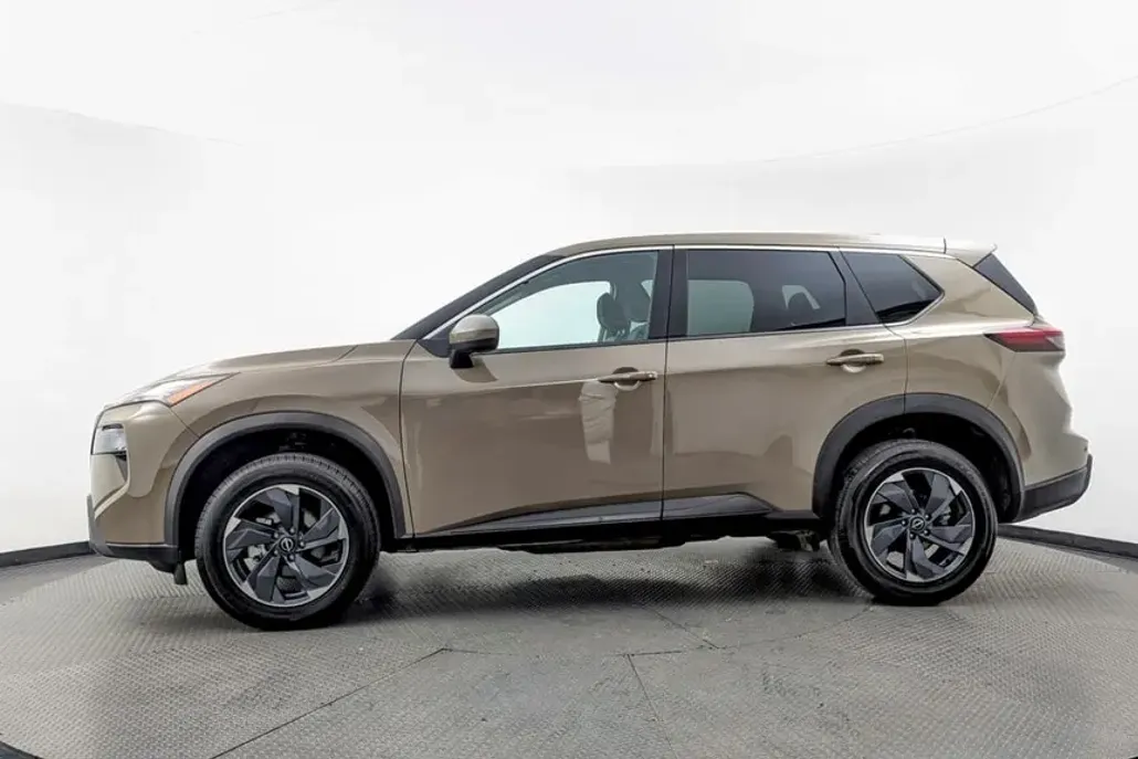 2025 Nissan Rogue SV photo 1