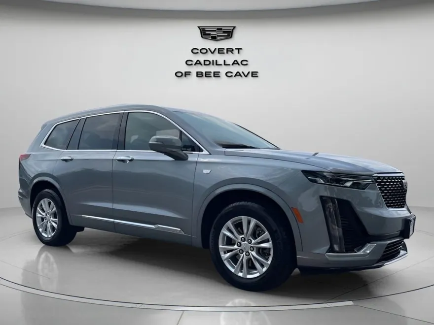 2023 Cadillac XT6 Luxury photo 1