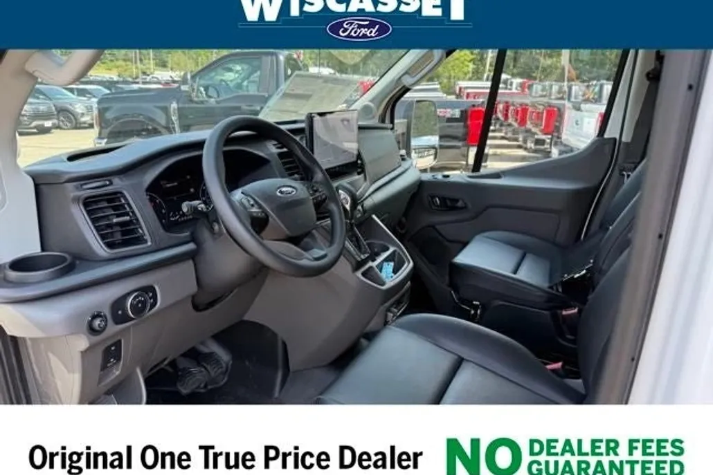 2025 Ford Transit Cargo Van photo 1
