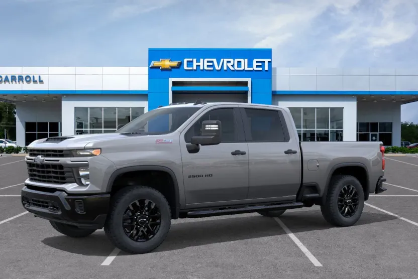 2026 Chevrolet Silverado 2500HD Custom photo 1