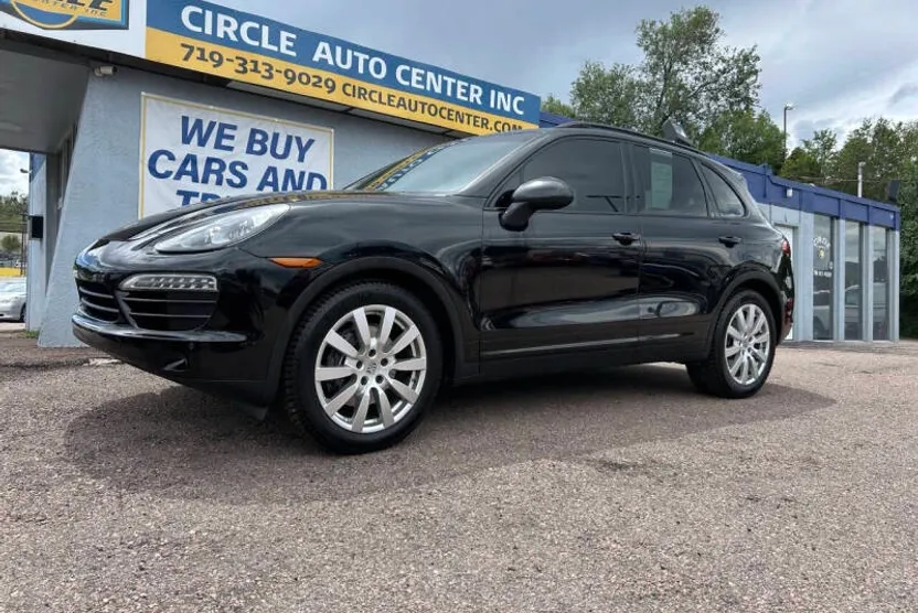 2012 Porsche Cayenne photo 1