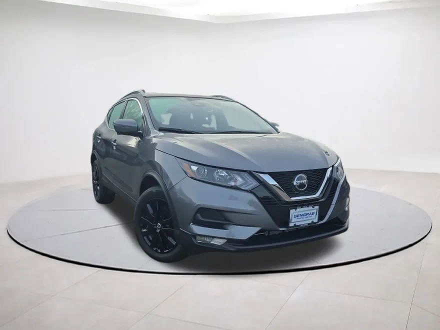 2022 Nissan Rogue Sport SV photo 1