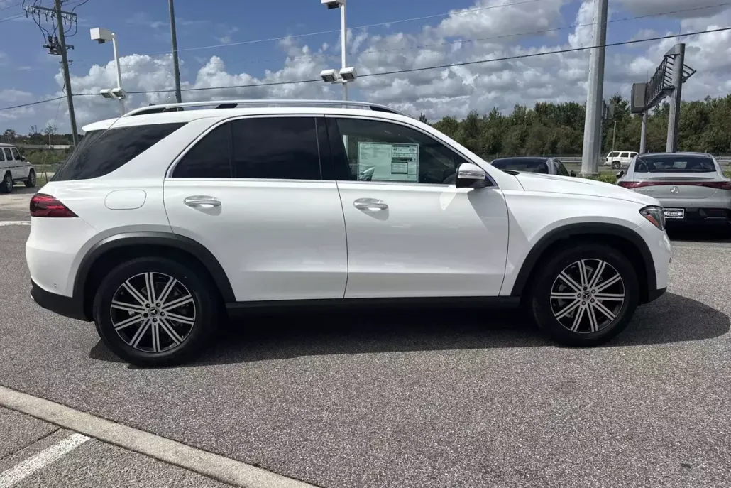 2026 Mercedes Benz GLE 350 4MATIC photo 1