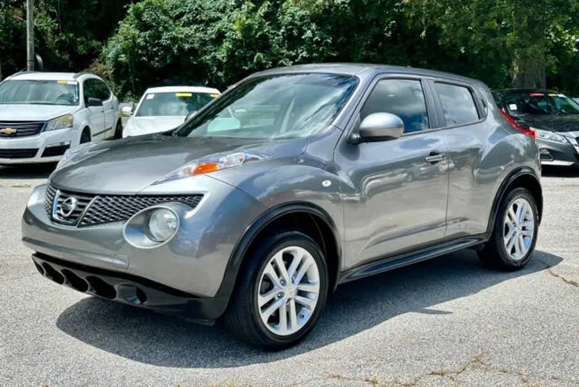 2014 Nissan Juke S photo 1