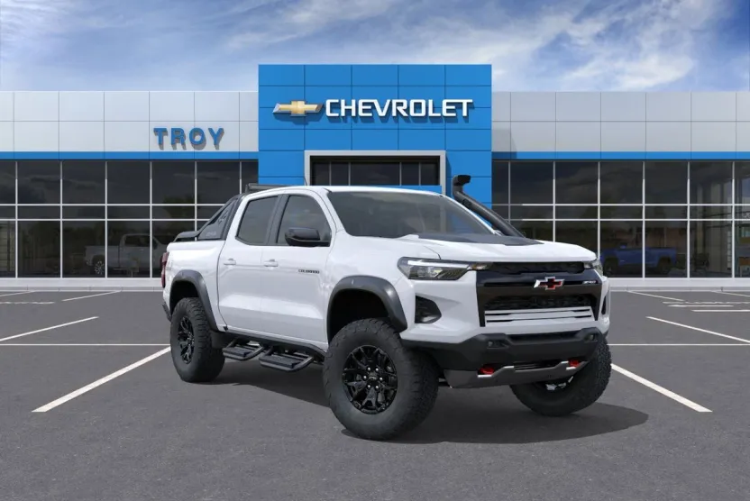 2025 Chevrolet Colorado ZR2 photo 1
