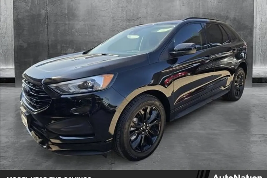 2024 Ford Edge SE photo 1