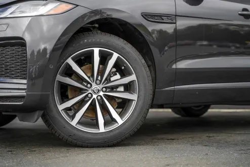 2025 Jaguar F-PACE P250 R-Dynamic S photo 2