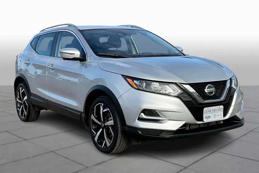2022 Nissan Rogue Sport SL photo 1