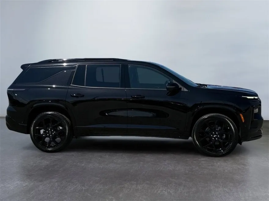 2026 Chevrolet Traverse RS photo 1