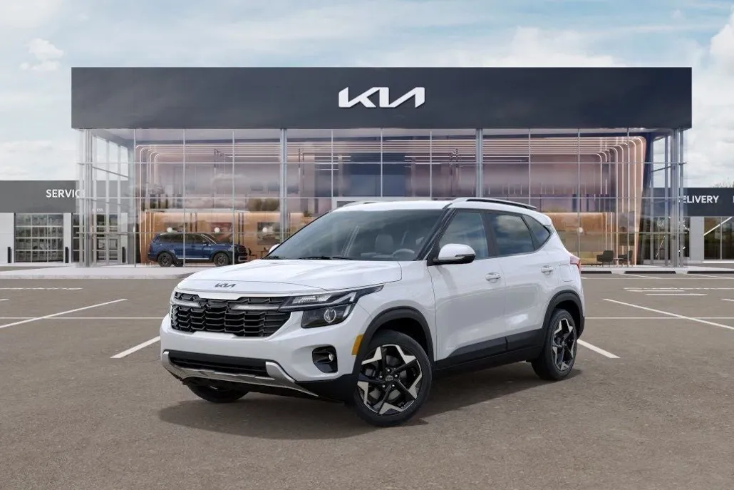 2025 Kia Seltos S photo 1
