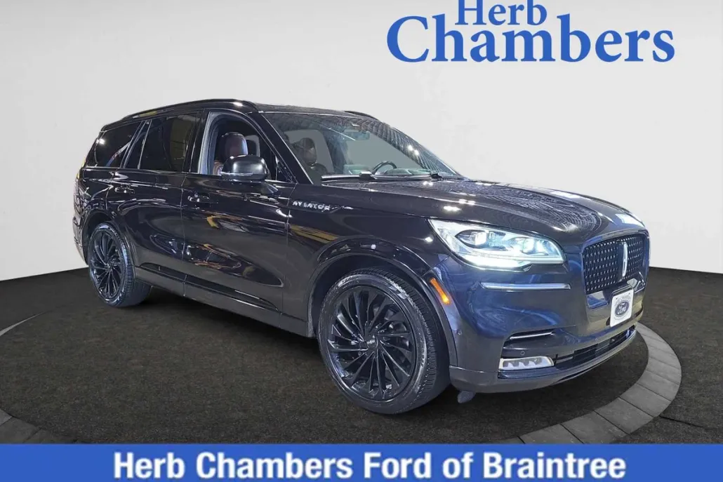 2023 Lincoln Aviator Reserve photo 1