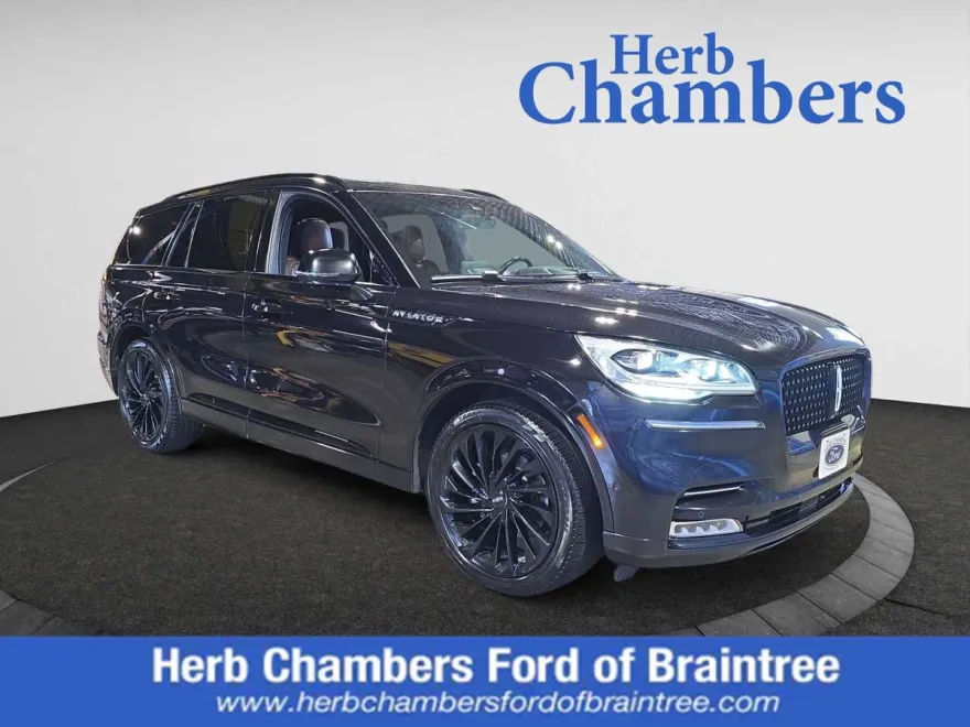 2023 Lincoln Aviator Reserve photo 1