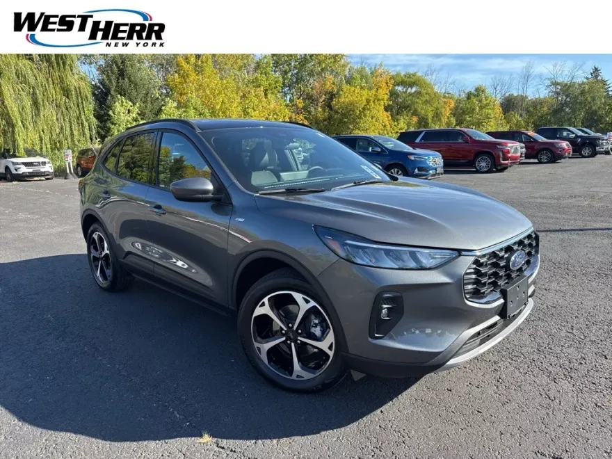 2025 Ford Escape ST-Line Select photo 1