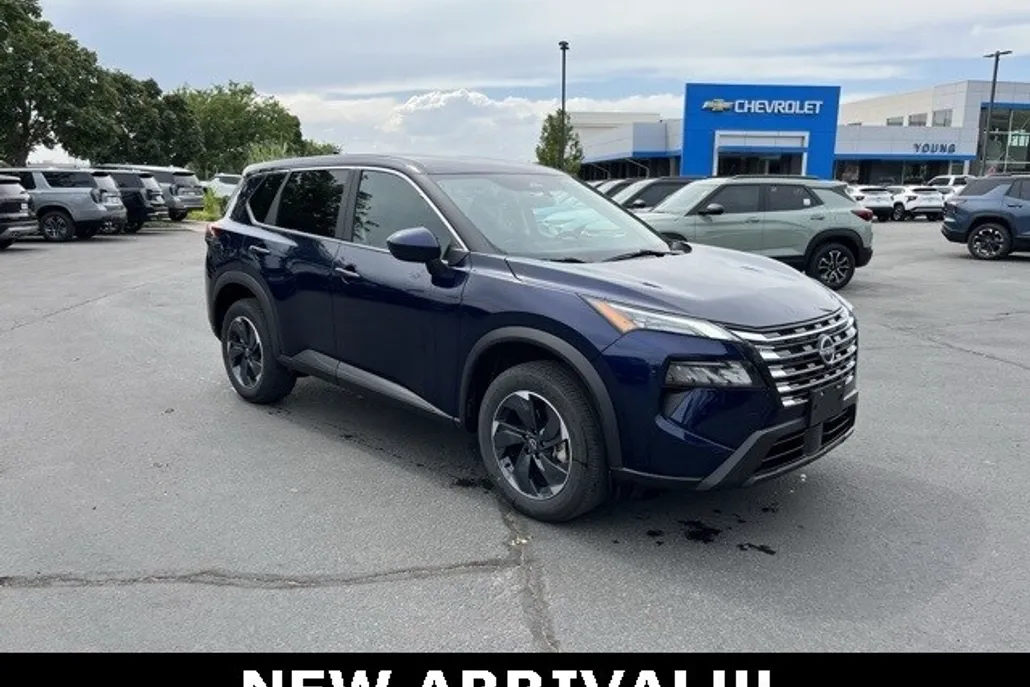2024 Nissan Rogue SV photo 1