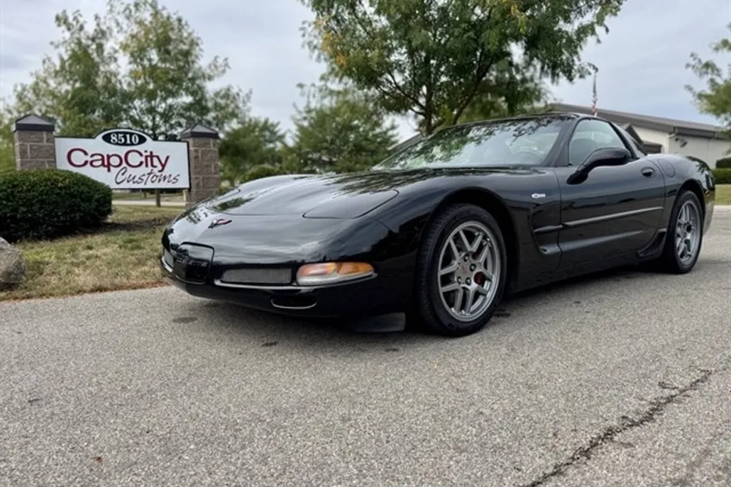 2004 Chevrolet Corvette Z06 Coupe photo 1