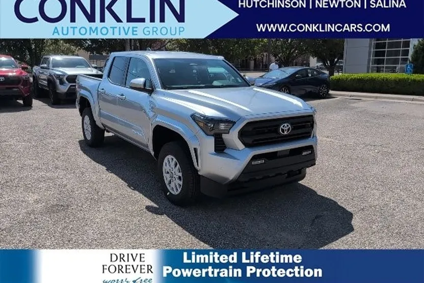2025 Toyota Tacoma SR5 photo 1