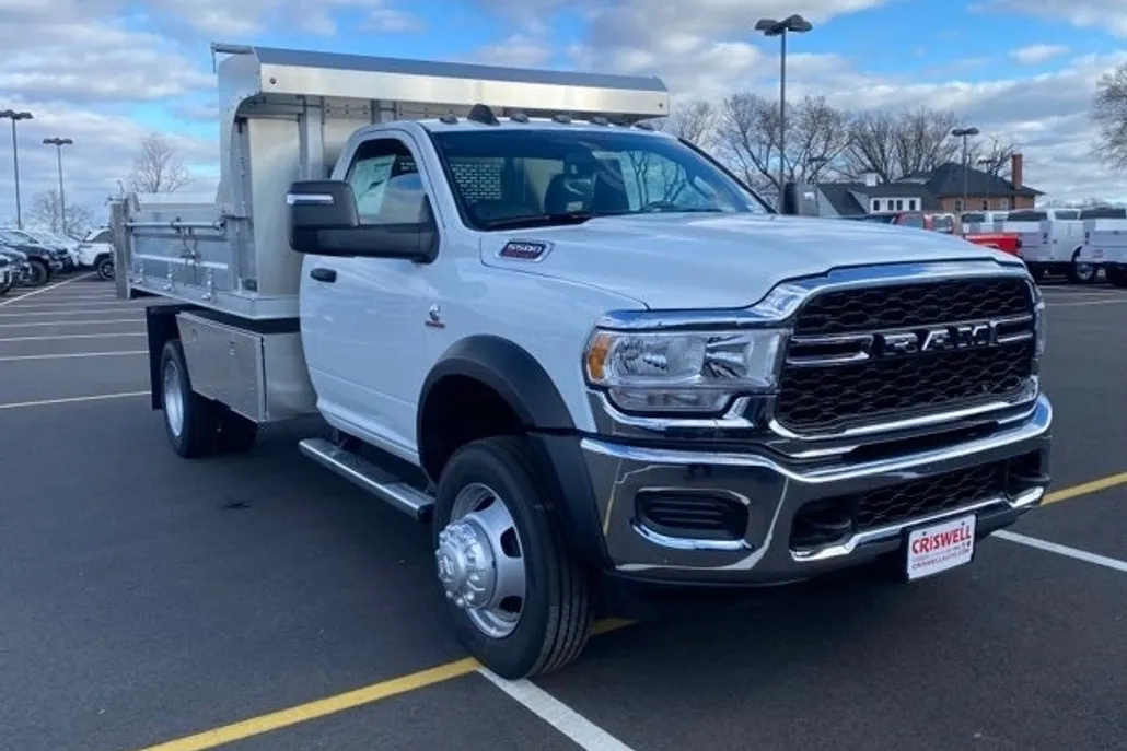 2024 Ram 5500 Tradesman photo 1