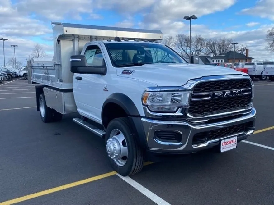 2024 Ram 5500 Tradesman photo 1