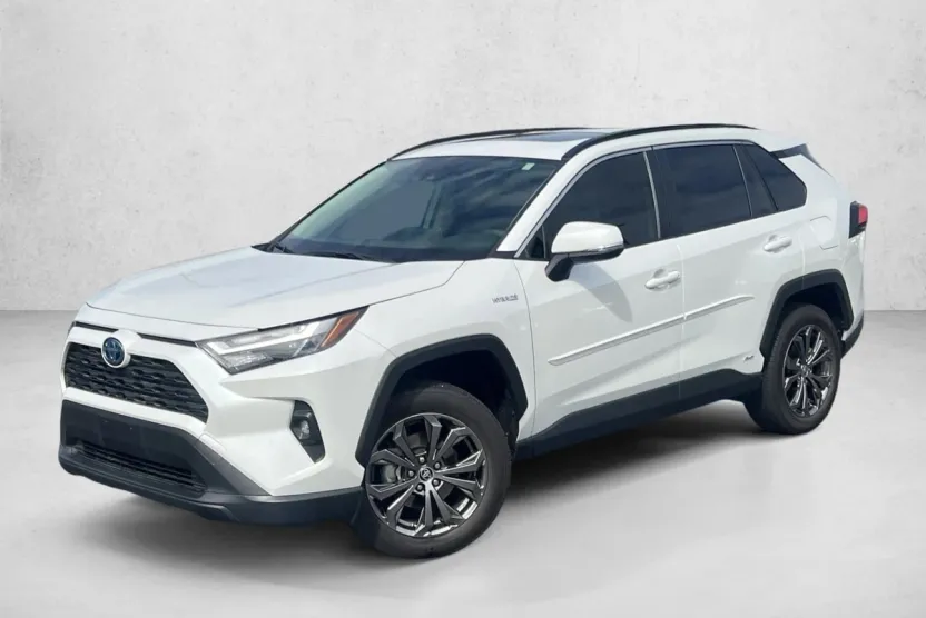 2024 Toyota RAV4 Hybrid XLE Premium photo 1
