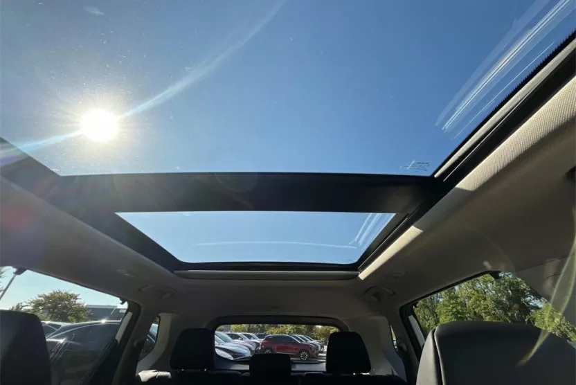 2026 Nissan Rogue SV photo 1