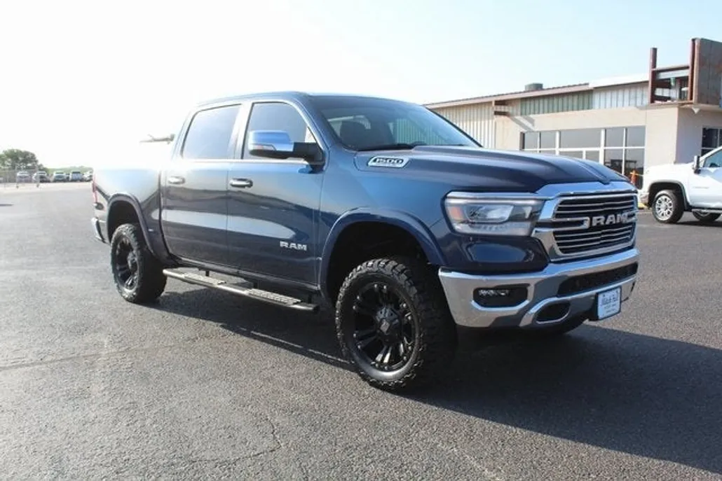2022 Ram 1500 Laramie photo 1
