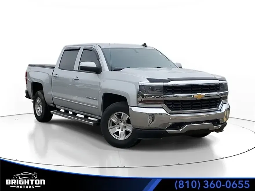 2017 Chevrolet Silverado 1500 LT photo 1