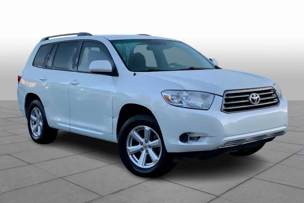 2010 Toyota Highlander Base photo 1