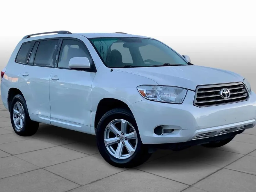 2010 Toyota Highlander Base photo 1