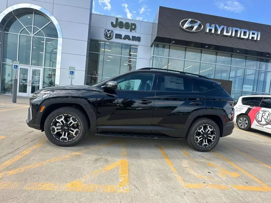 2025 Hyundai Tucson XRT photo 1