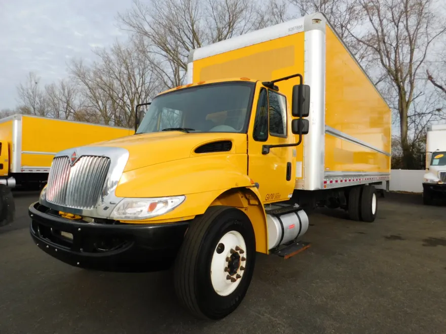 2019 International 4300 DuraStar 4300 photo 1