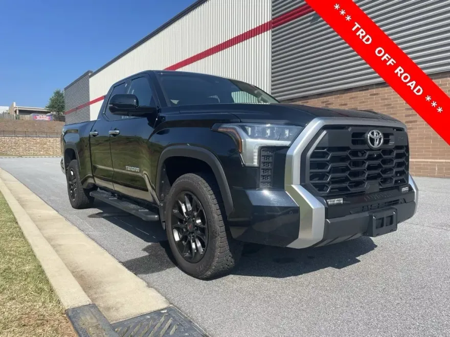 2022 Toyota Tundra Limited photo 1