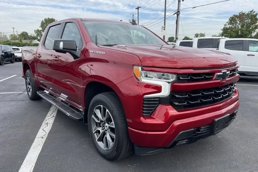 2023 Chevrolet Silverado 1500 RST photo 1