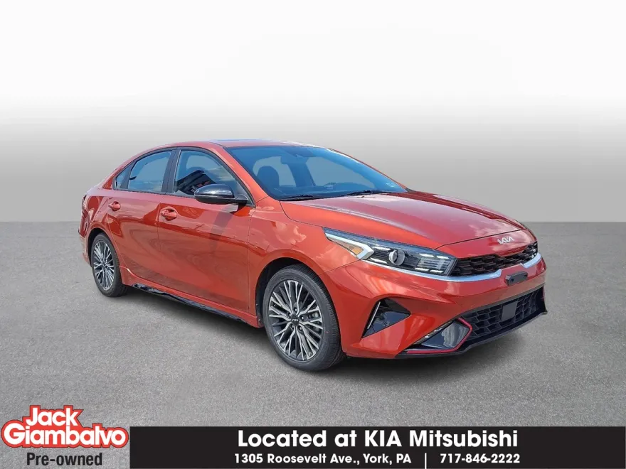 2023 Kia Forte GT-Line photo 1